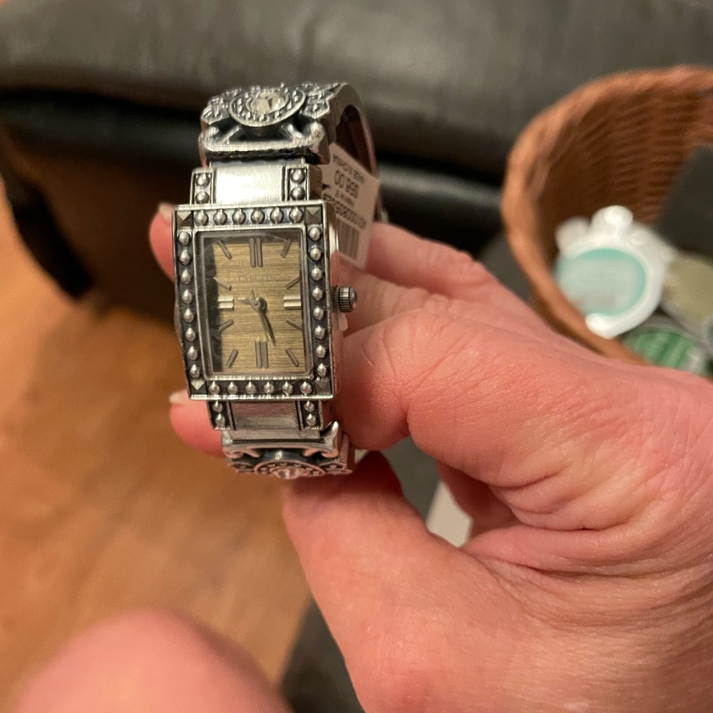 Watch - Picture 5 of 8
